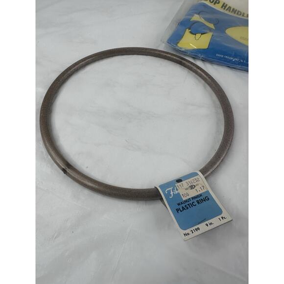 Traum Fibre Craft Purse Handles Hoop Craft Macrame Crochet Mixed Lot Vintage - Picture 2 of 4